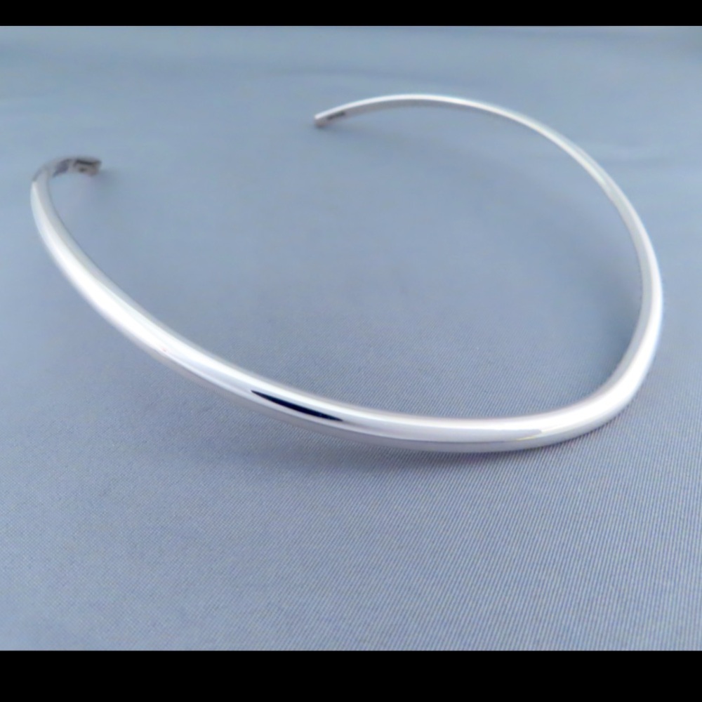 STERLING SILVER COLLAR NECKLACE BY ARTIE YELLOWHORSE (5MM)- signed